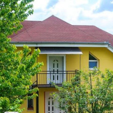 Casa Liana Hotell Oradea Eksteriør bilde