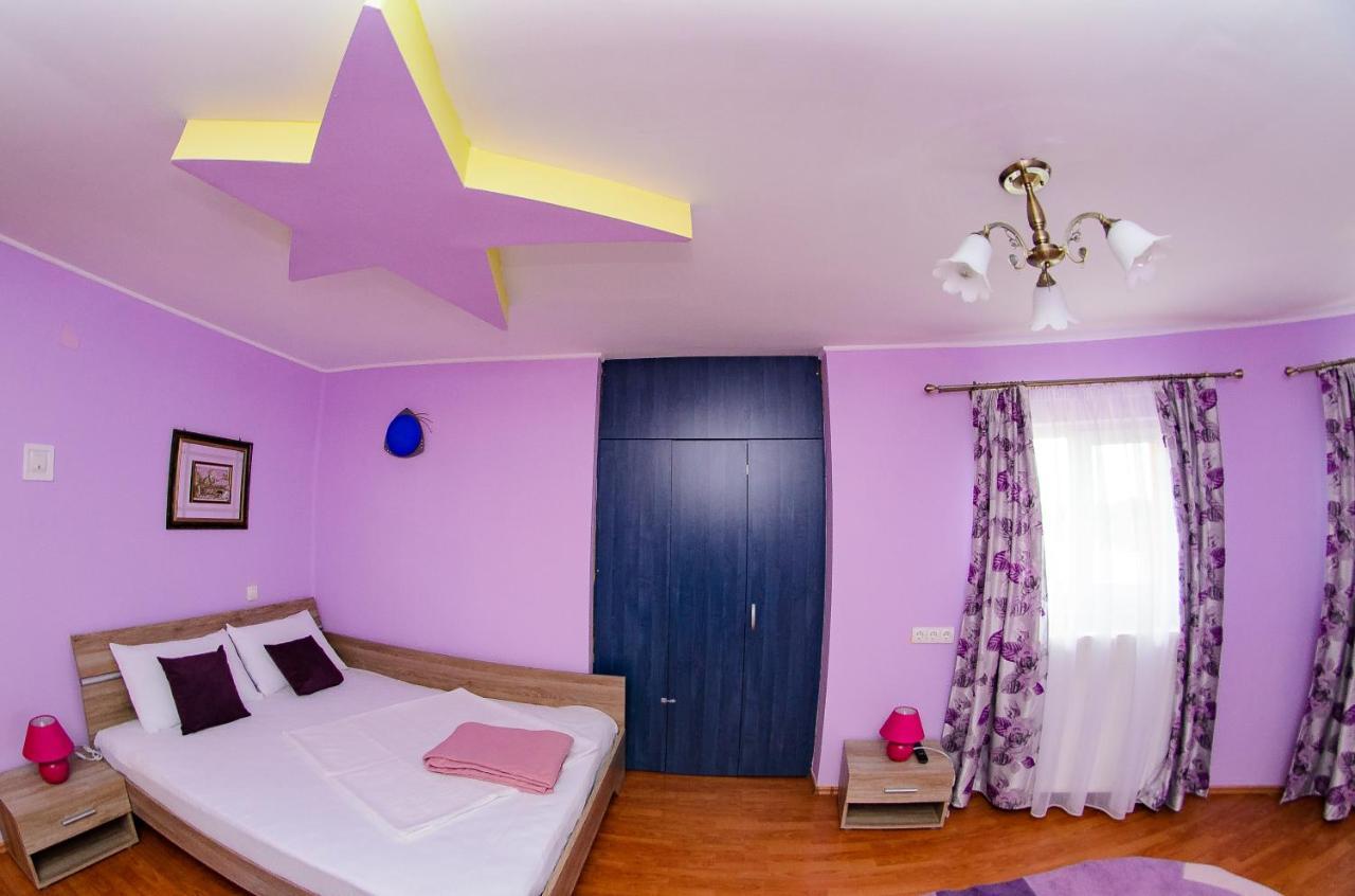 Casa Liana Hotell Oradea Eksteriør bilde