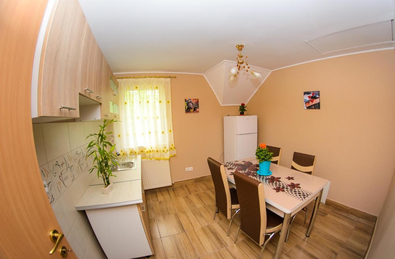 Casa Liana Hotell Oradea Eksteriør bilde