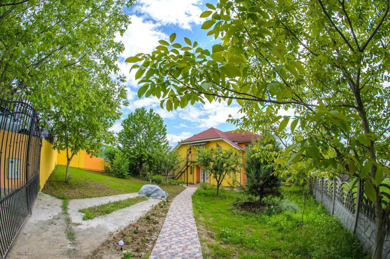 Casa Liana Hotell Oradea Eksteriør bilde