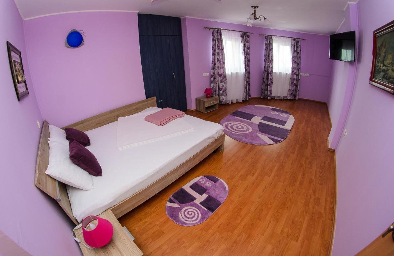 Casa Liana Hotell Oradea Eksteriør bilde